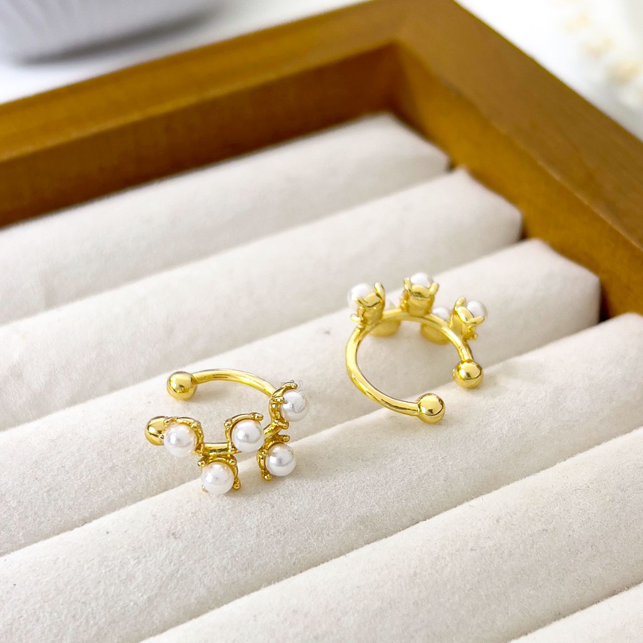 EAR CUFF 4 - Piedras Bellisimas
