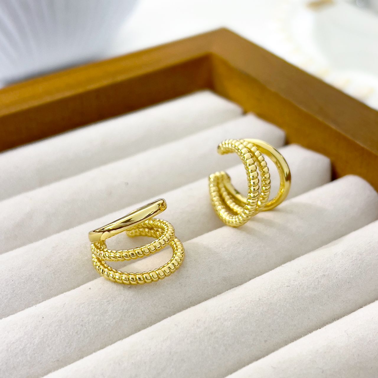 EAR CUFF 14 - Piedras Bellisimas