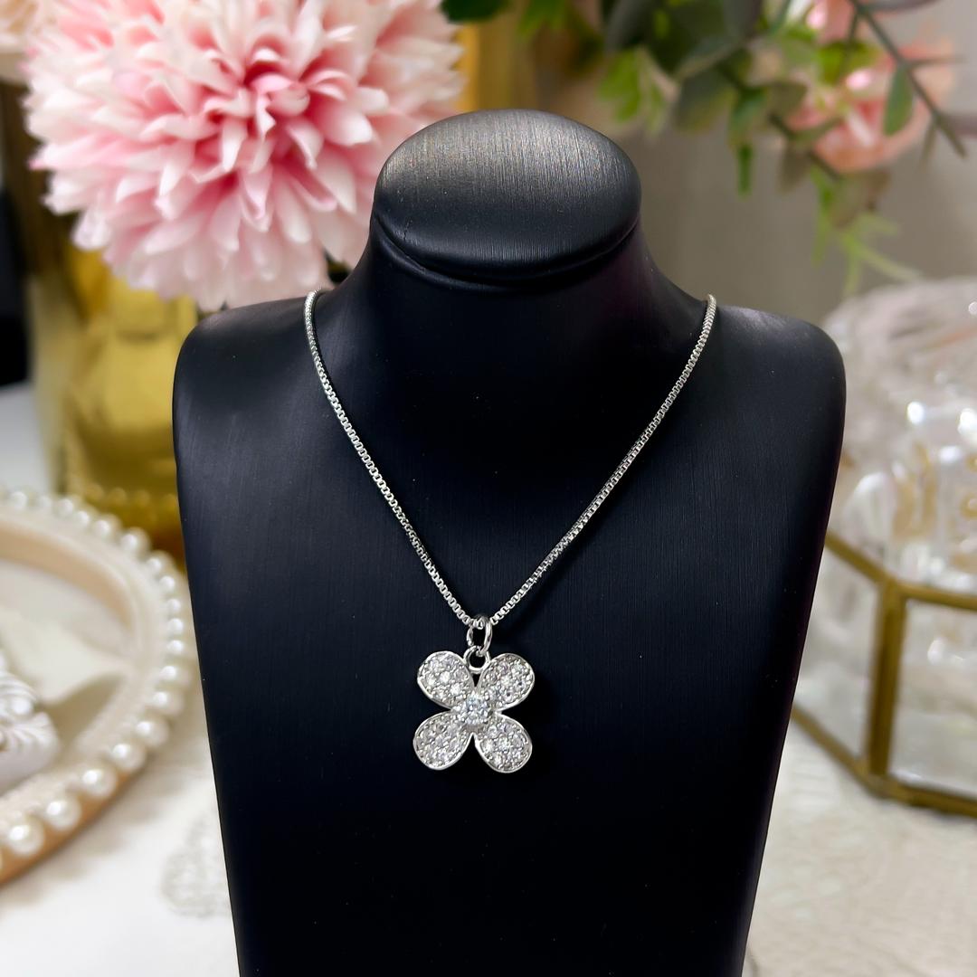 CAD17 - Piedras Bellisimas
